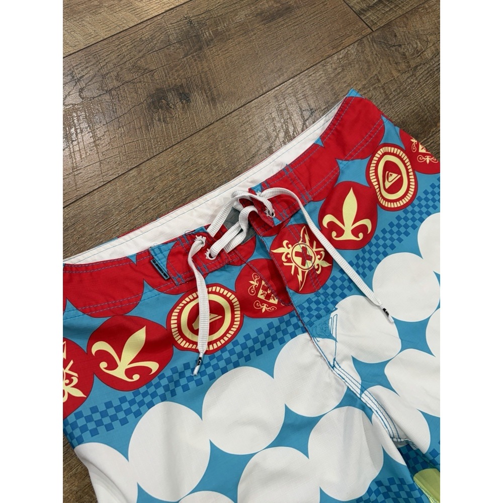 Vintage Y2k Quiksilver Diamond Colorblock AOP Graphic Board Shorts 34 Surfwear - Picture 4 of 12